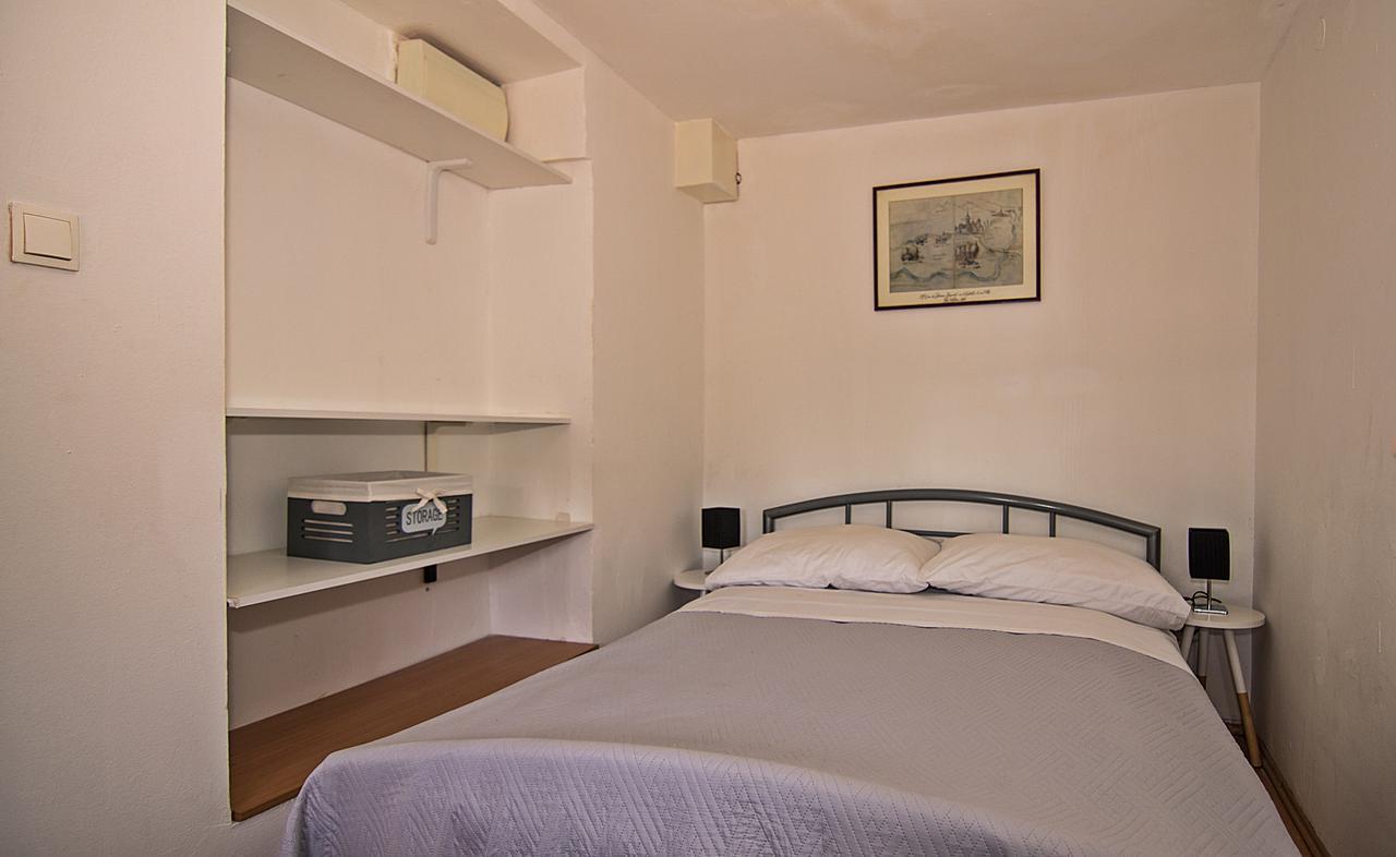 Apartments Sekoko Sibenik Bagian luar foto
