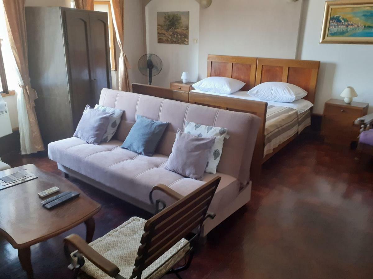 Apartments Sekoko Sibenik Bagian luar foto