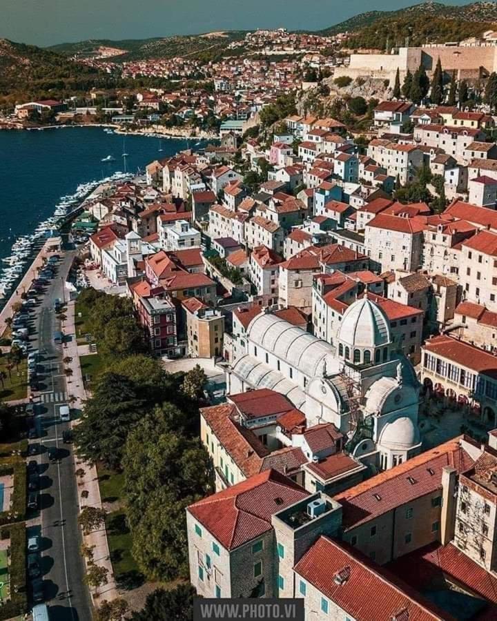 Apartments Sekoko Sibenik Bagian luar foto